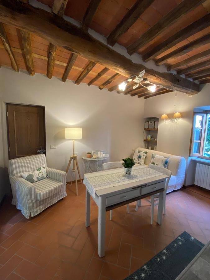 הוילה Uzzano La Casa Sui Colli מראה חיצוני תמונה