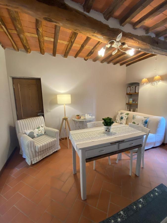 הוילה Uzzano La Casa Sui Colli מראה חיצוני תמונה