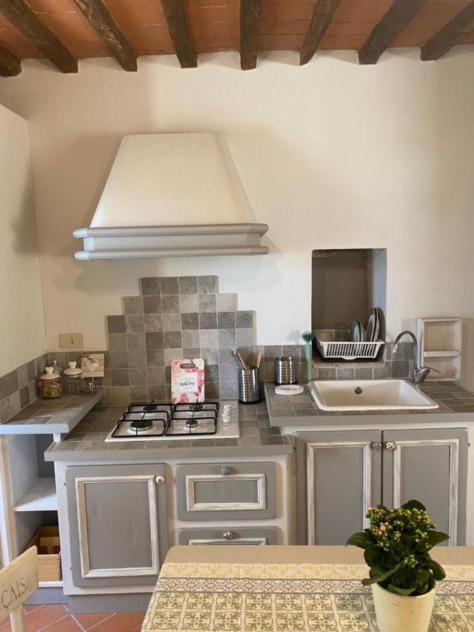 הוילה Uzzano La Casa Sui Colli מראה חיצוני תמונה