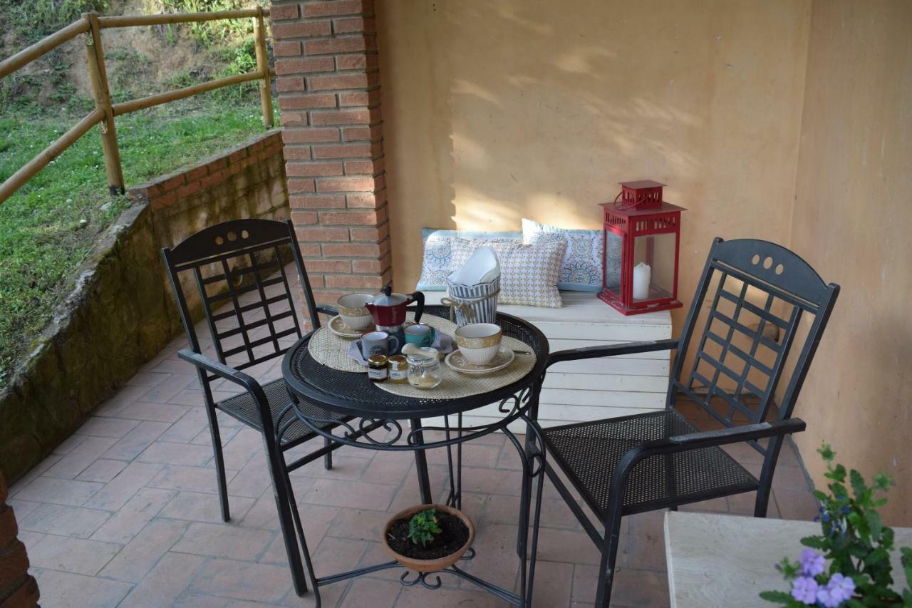 הוילה Uzzano La Casa Sui Colli מראה חיצוני תמונה