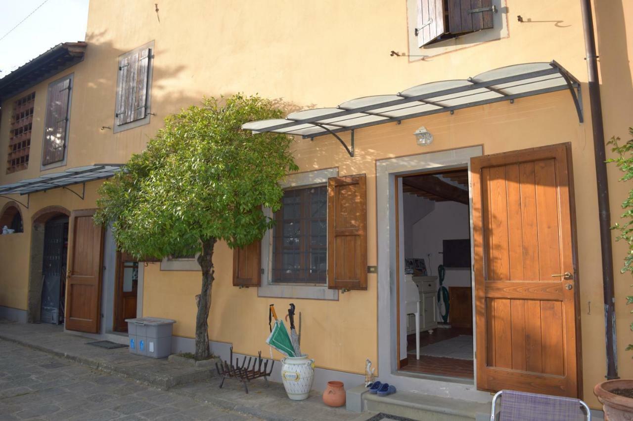 הוילה Uzzano La Casa Sui Colli מראה חיצוני תמונה