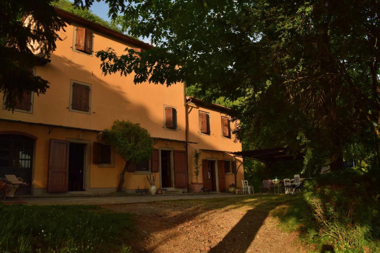 הוילה Uzzano La Casa Sui Colli מראה חיצוני תמונה