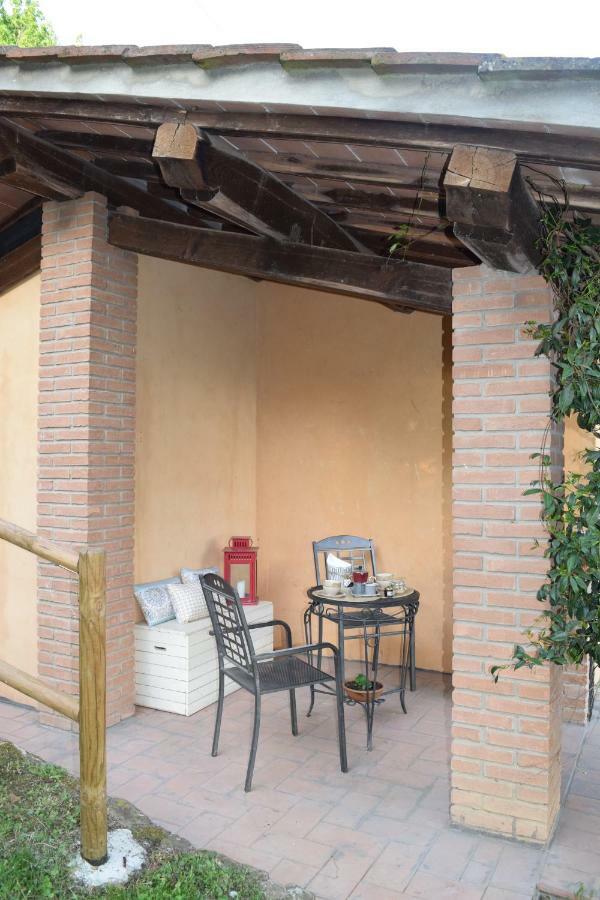 הוילה Uzzano La Casa Sui Colli מראה חיצוני תמונה